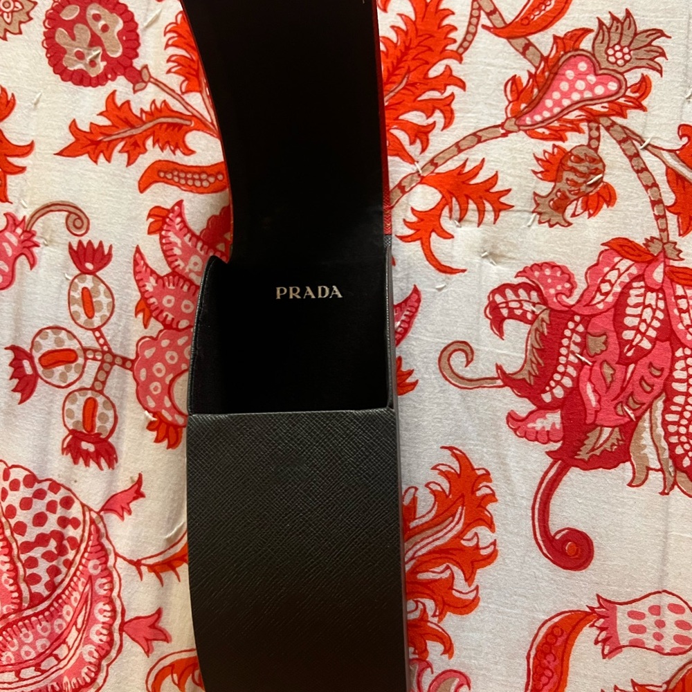 Prada Glossy Black Sunglasses - Picture 4 of 8